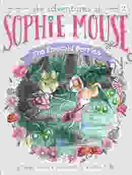 The Emerald Berries (The Adventures of Sophie Mouse 2)